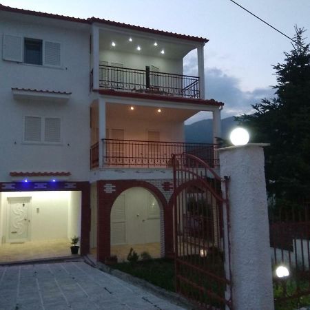 Villa Agnanti Apts And Suites Agio Pnevma ภายนอก รูปภาพ