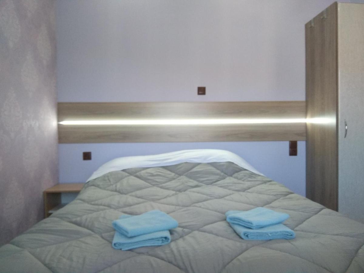 Villa Agnanti Apts And Suites Agio Pnevma ภายนอก รูปภาพ