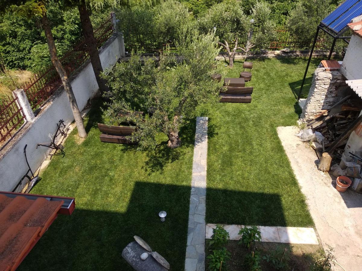 Villa Agnanti Apts And Suites Agio Pnevma ภายนอก รูปภาพ