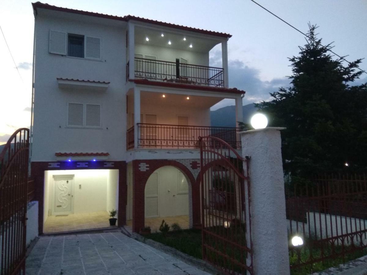 Villa Agnanti Apts And Suites Agio Pnevma ภายนอก รูปภาพ